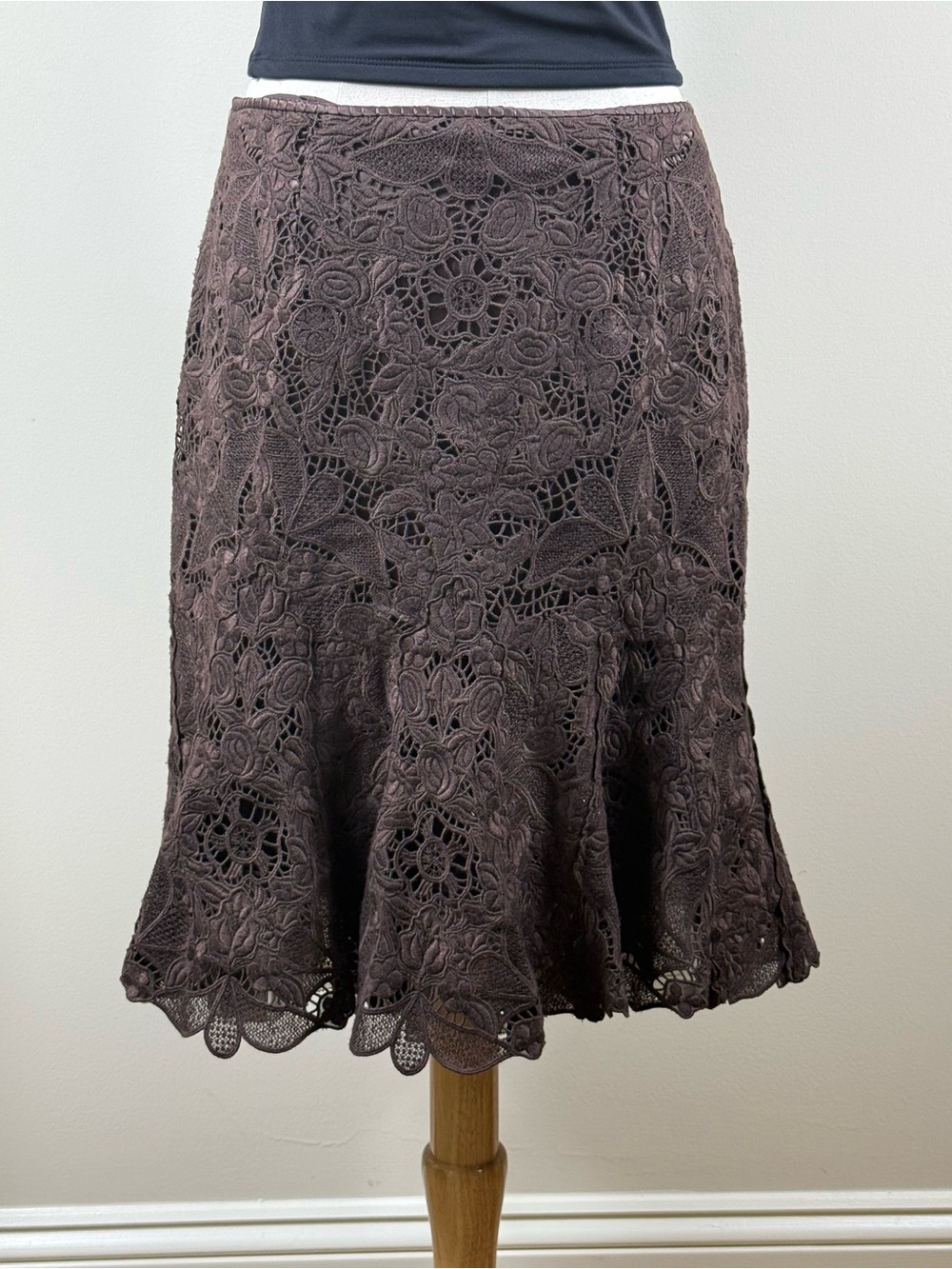 NWT Elie Tahari Ellis Silk Lace Midi Skirt Sz 4